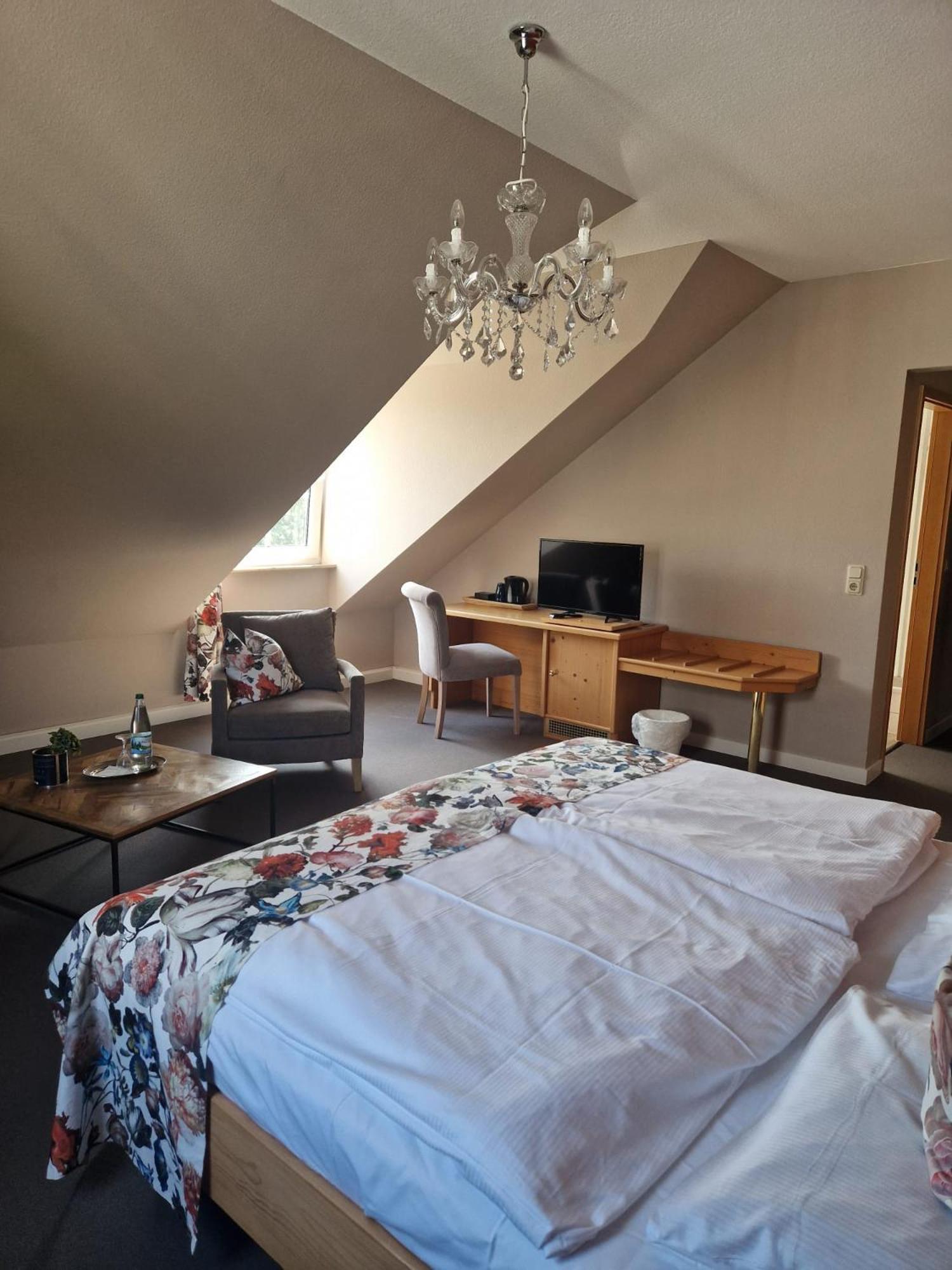 Hildebrandts Landhotel Klettbach エクステリア 写真