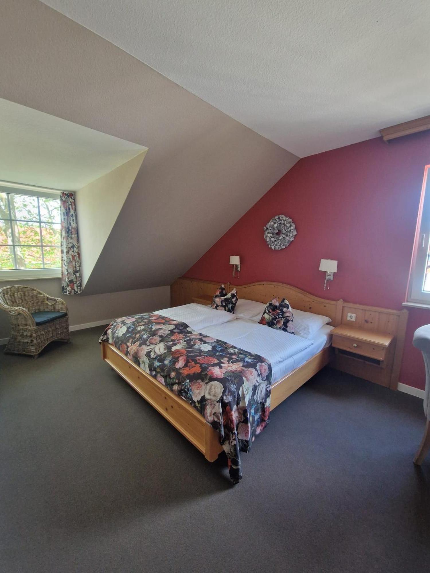 Hildebrandts Landhotel Klettbach エクステリア 写真