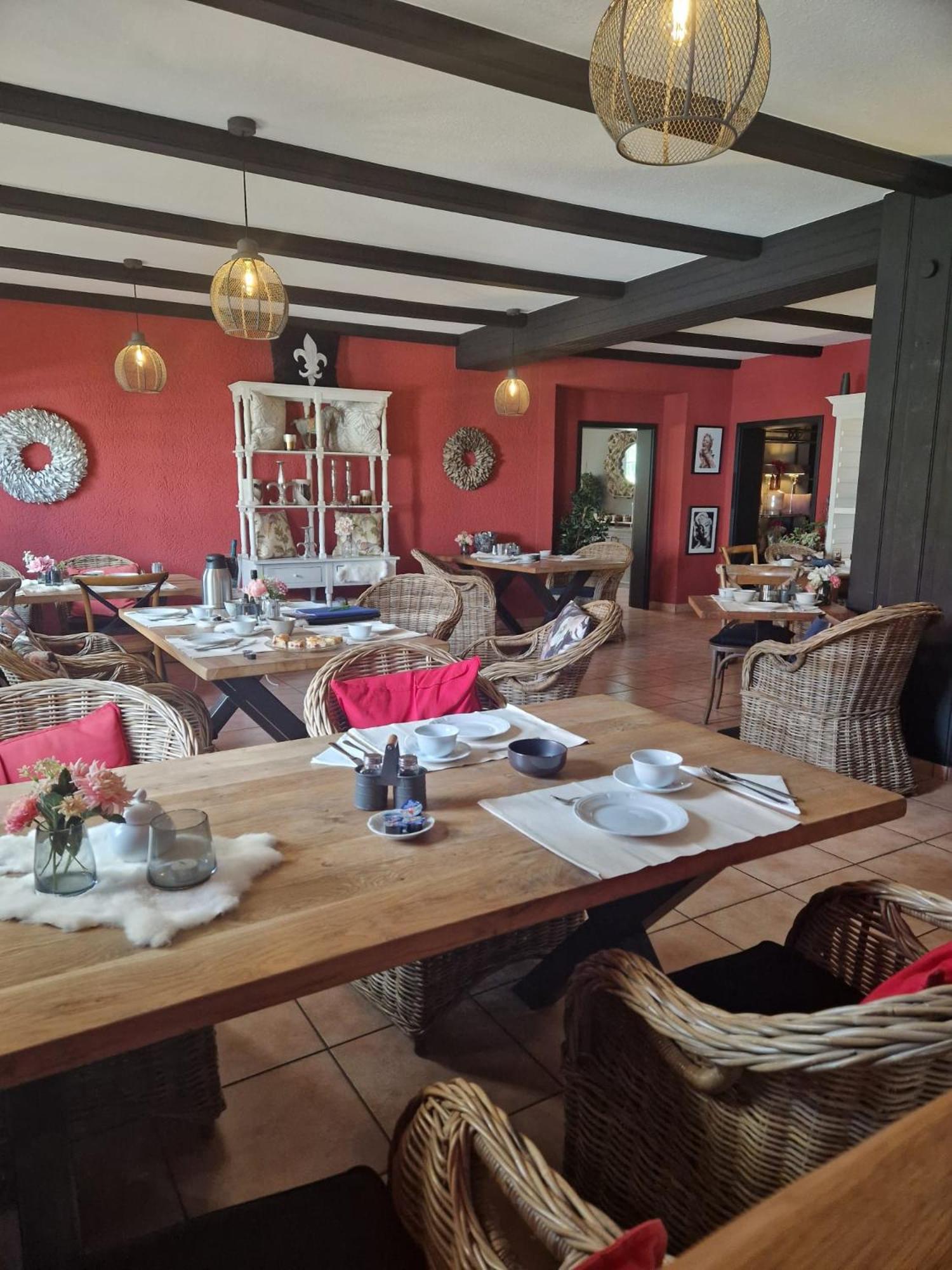 Hildebrandts Landhotel Klettbach エクステリア 写真