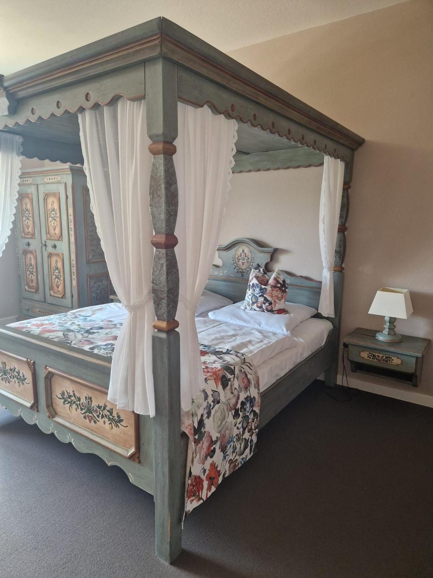 Hildebrandts Landhotel Klettbach エクステリア 写真